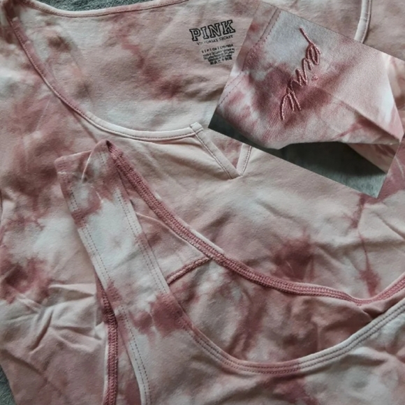 Brand New vs pink long sleeve body suit - Picture 3 of 3